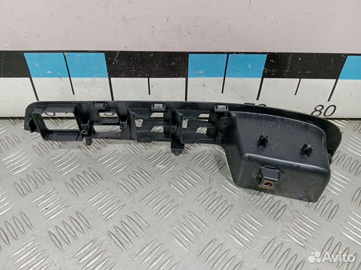 Б/У Накладка блока управления стеклоподъемн#001