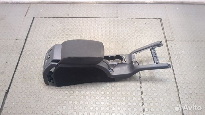 Консоль салона Skoda Yeti, 2011