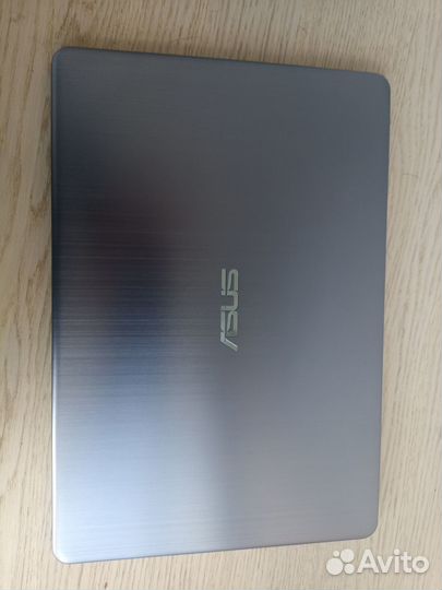 Ультрабук Asus S406UA i3 7020/4Gb/128Gb в хорошем