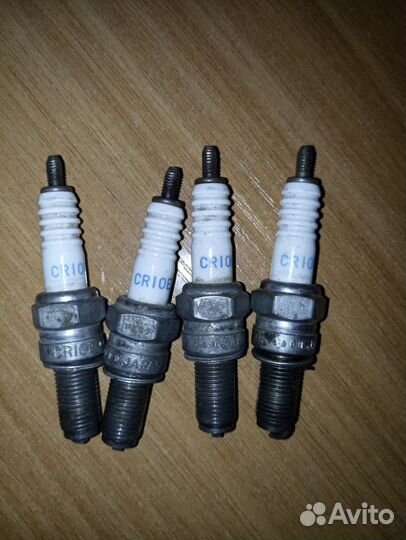 Свечи зажигания CR10E NGK