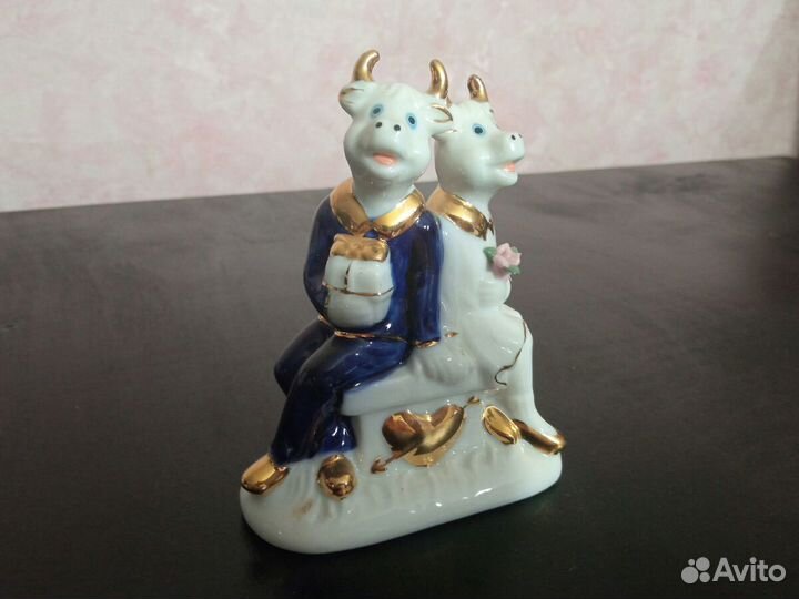 Фигурки Бычки Коровки