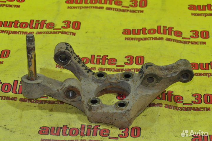 Поворотный кулак задний левый Chevrolet Lacetti