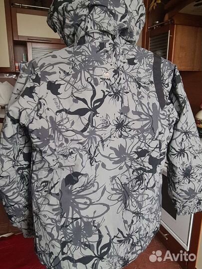 Сноубордическая куртка женская