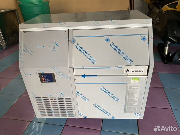 Льдогенератор чешуйчатого льда gemlux GM-im200spr