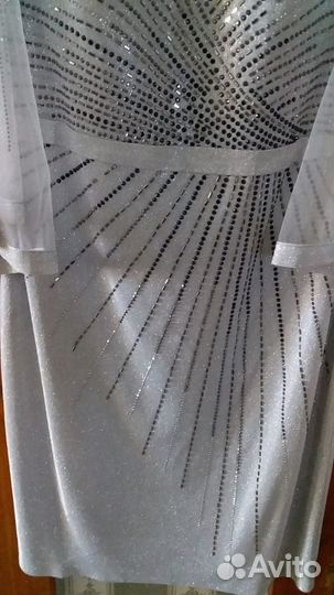 Нарядное платье