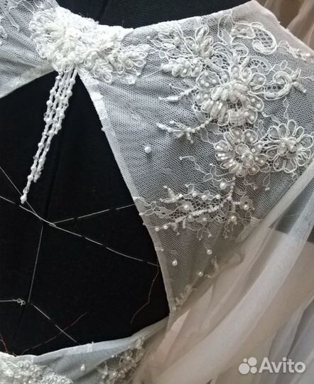 Вышивка бисером. Декор кружевом. Дизайн. Стразы