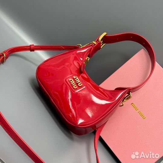 MiuMiu сумочка для стильной