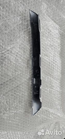 Молдинг накладки противотуманной фары VW Tiguan 2