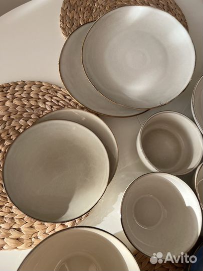 Набор столовой посуды новый
