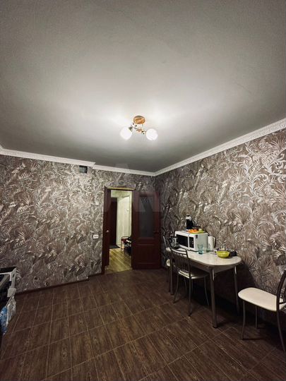 2-к. квартира, 66 м², 2/9 эт.
