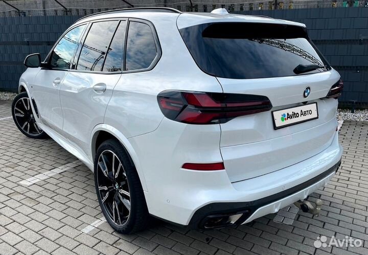 BMW X5 3.0 AT, 2024, 4 700 км