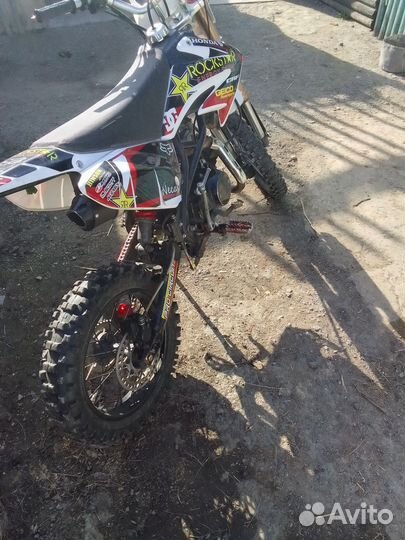 Продам питбайк 125