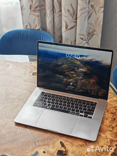 Apple MacBook Pro 16. 64Gb/2Tb, Core i9 2.4 ггц