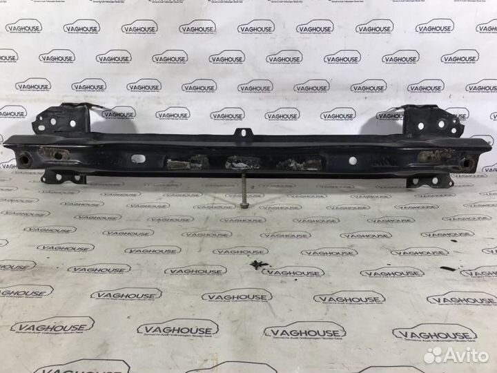 Усилитель бампера задний Volkswagen Touareg 7L 2.5