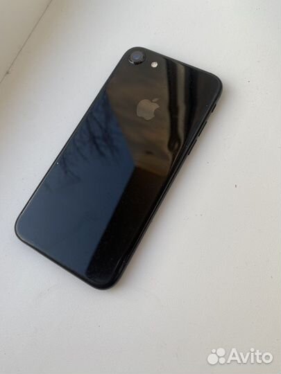iPhone 7, 32 ГБ