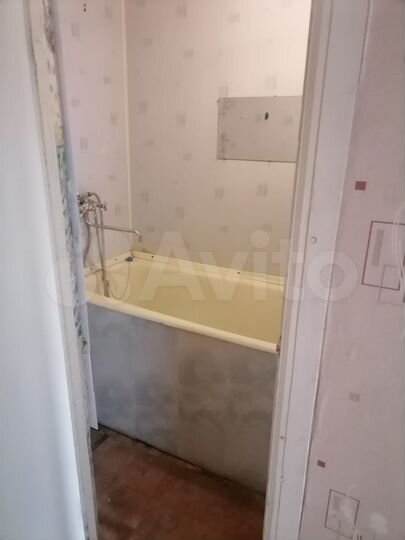 3-к. квартира, 65 м², 1/2 эт.