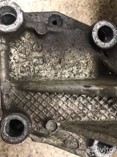 Полуось. Привод. правый Пежо 206. 1.6. АКПП