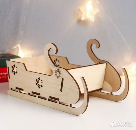 Ящик коробка Сани новогодние