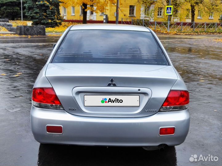 Mitsubishi Lancer 1.6 МТ, 2006, 300 000 км