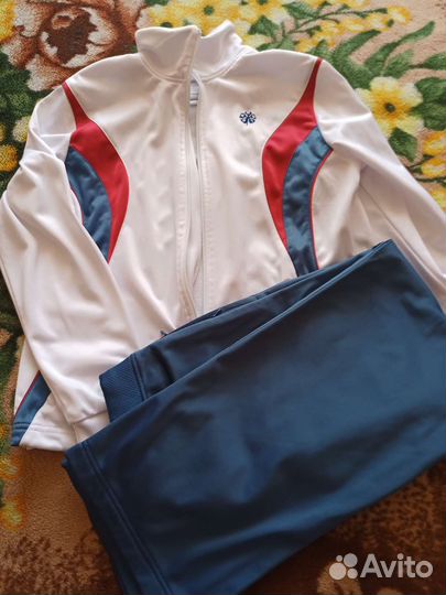 Спортивный костюм женский 48 50 бу