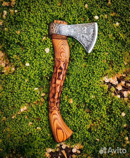 Кованые топоры ручной работы