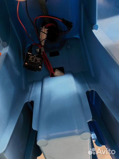 Детский квадроцикл на аккумуляторе