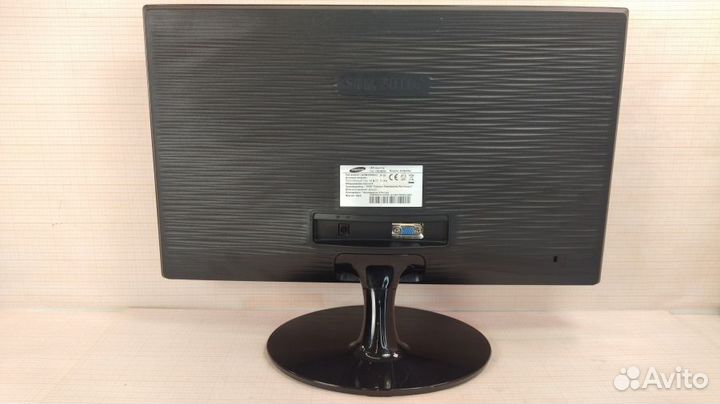 Монитор б/у 21.5