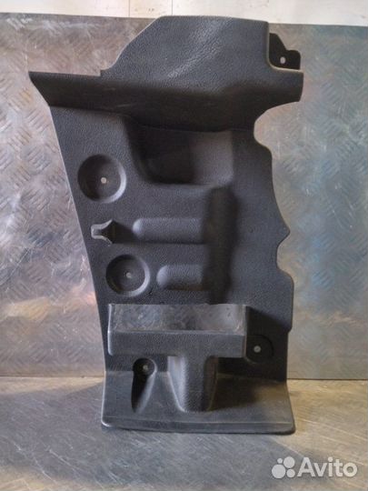 Обшивка багажника задняя Renault Clio 1 LB0C