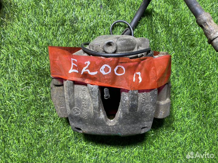 Суппорт передний правый Mercedes E-Class W211