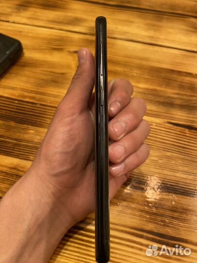 Samsung Galaxy S8, 4/64 ГБ