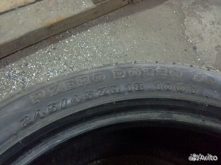 Pirelli P Zero Rosso 245/45 R18