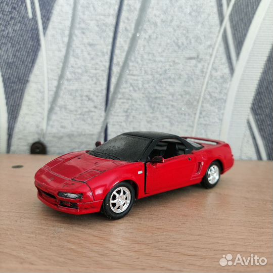 Модель автомобиля Honda NSX (Tins Toys)