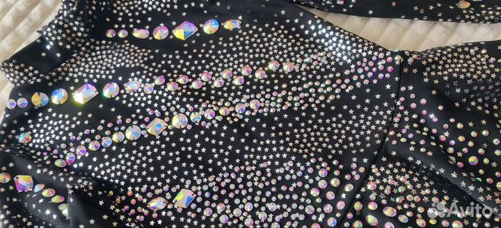 Стразы, камни пришивные