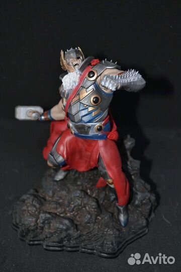 Старик Тор, фигурка