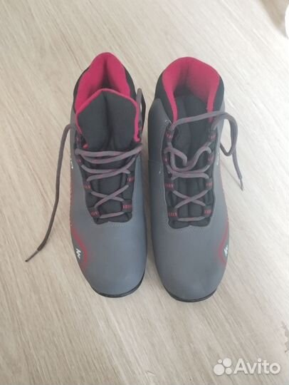 Лыжные ботинки quechua 39 размер