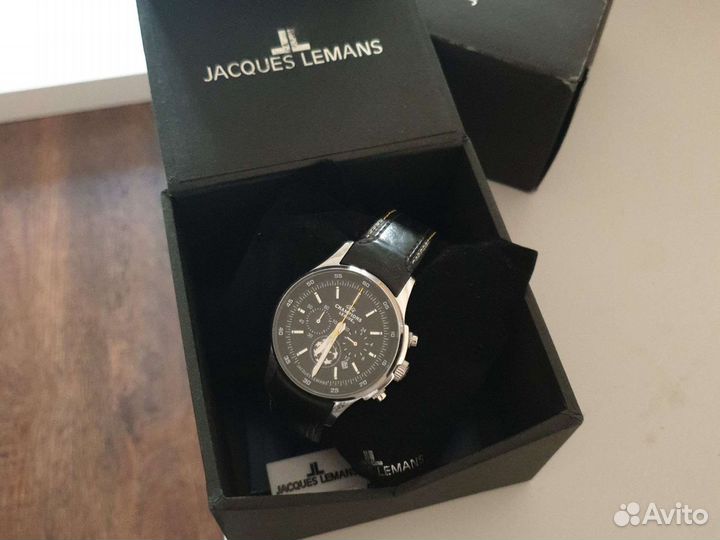 Часы Jacques Lemans