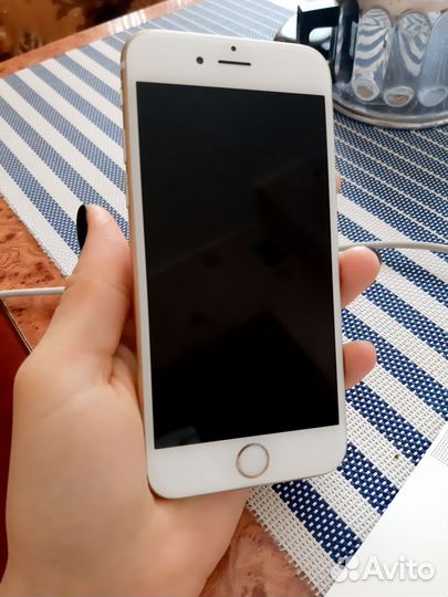 iPhone 6S, 64 ГБ