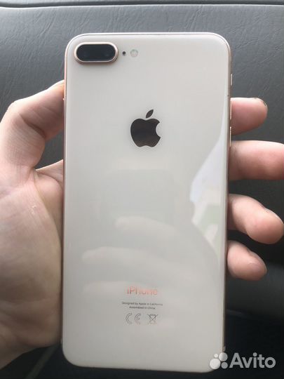 iPhone 8 Plus, 64 ГБ