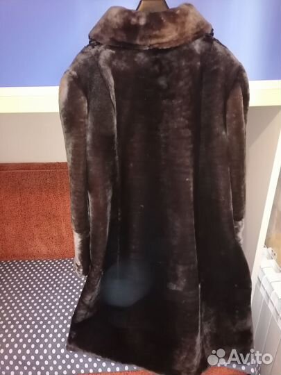 Продаётся шуба