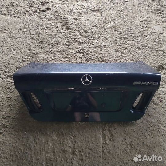Крышка багажника задняя Mercedes-Benz Clk-Class