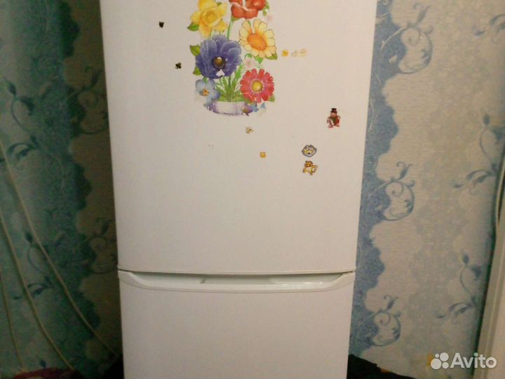 Холодильник бу Pozis