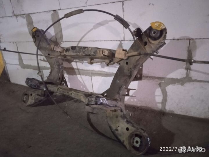 Задний подрамник chrysler 300C