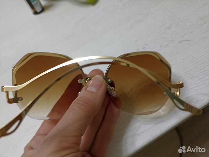 Солнцезащитные очки женские