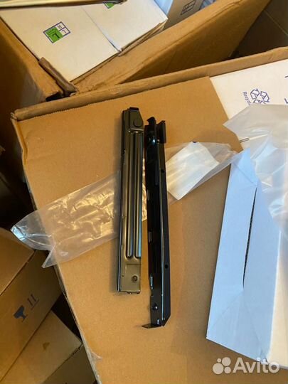 Крепление переднего бампера Mercedes-benz W211