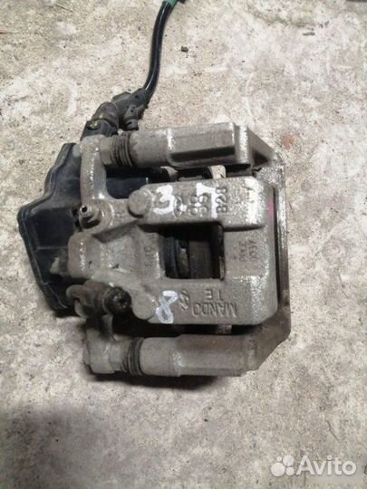 Суппорт задний правый Kia K5