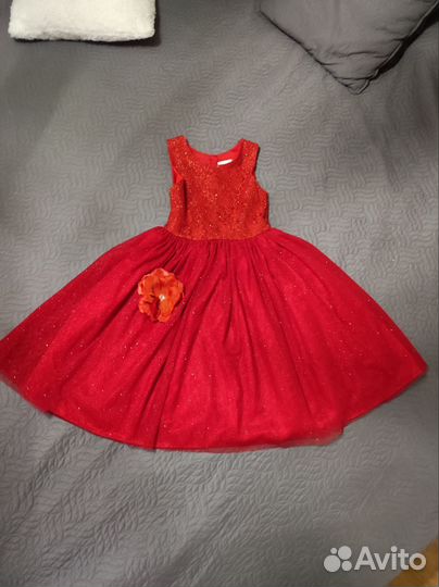 Пышное платье для девочки 134-140