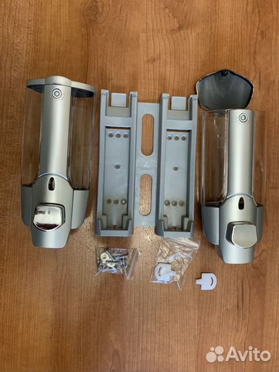 Дозатор для жидкого мыла двойной настенный