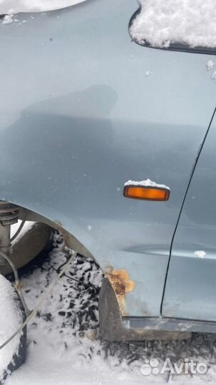 Крыло переднее левое Honda Odyssey RA2 F22B 1995