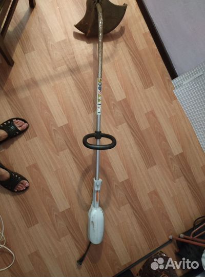 Триммер электрический садовый бу