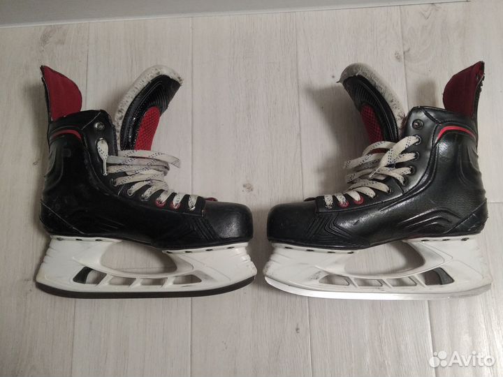 Коньки хоккейные Bauer vapor x 600 Sr 8d